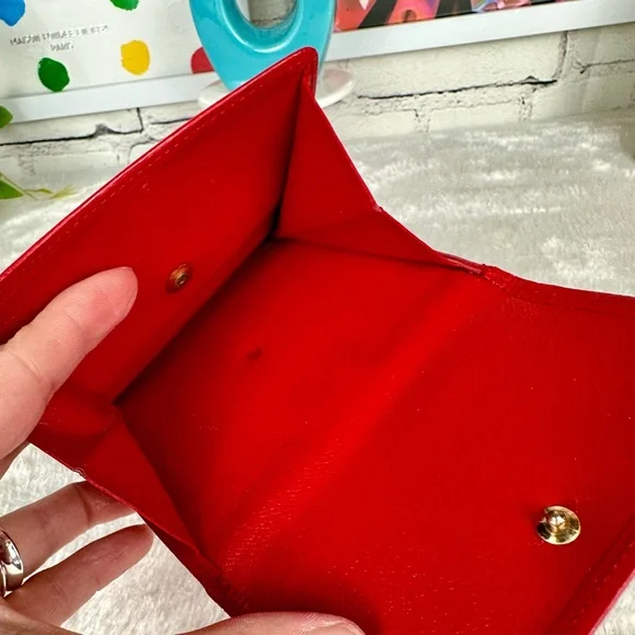 💯Louis Vuitton Red Epi Leather Trifold Wallet custom painted X Kusama dots 🔴⚪️ - Picture 8 of 15